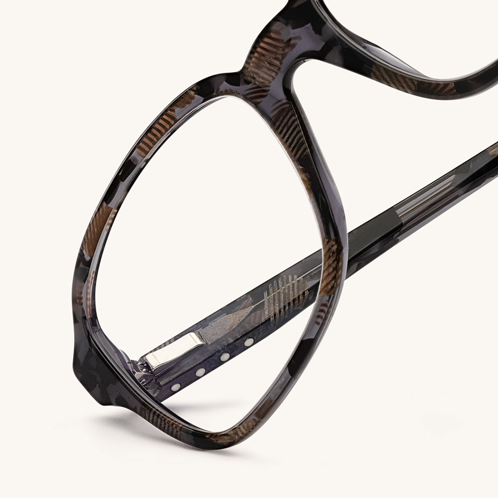 Designerbriller med eksklusiv finish