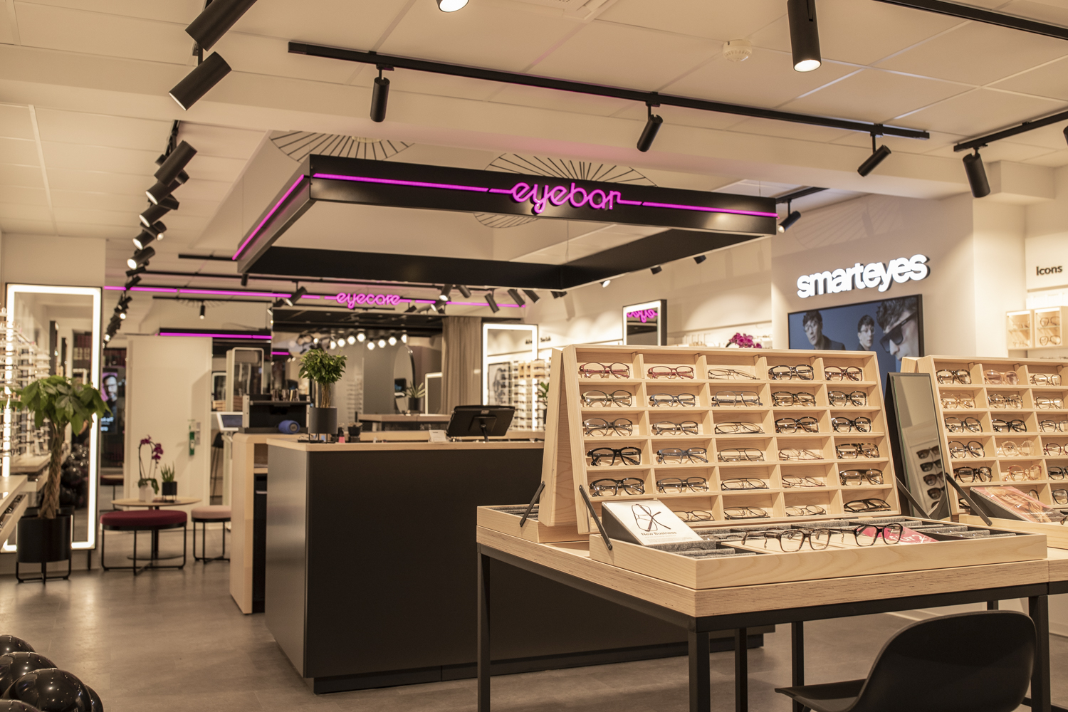 Smarteyes Optiker in Ihre Nähe Smarteyes Optiker in Ihre Nähe